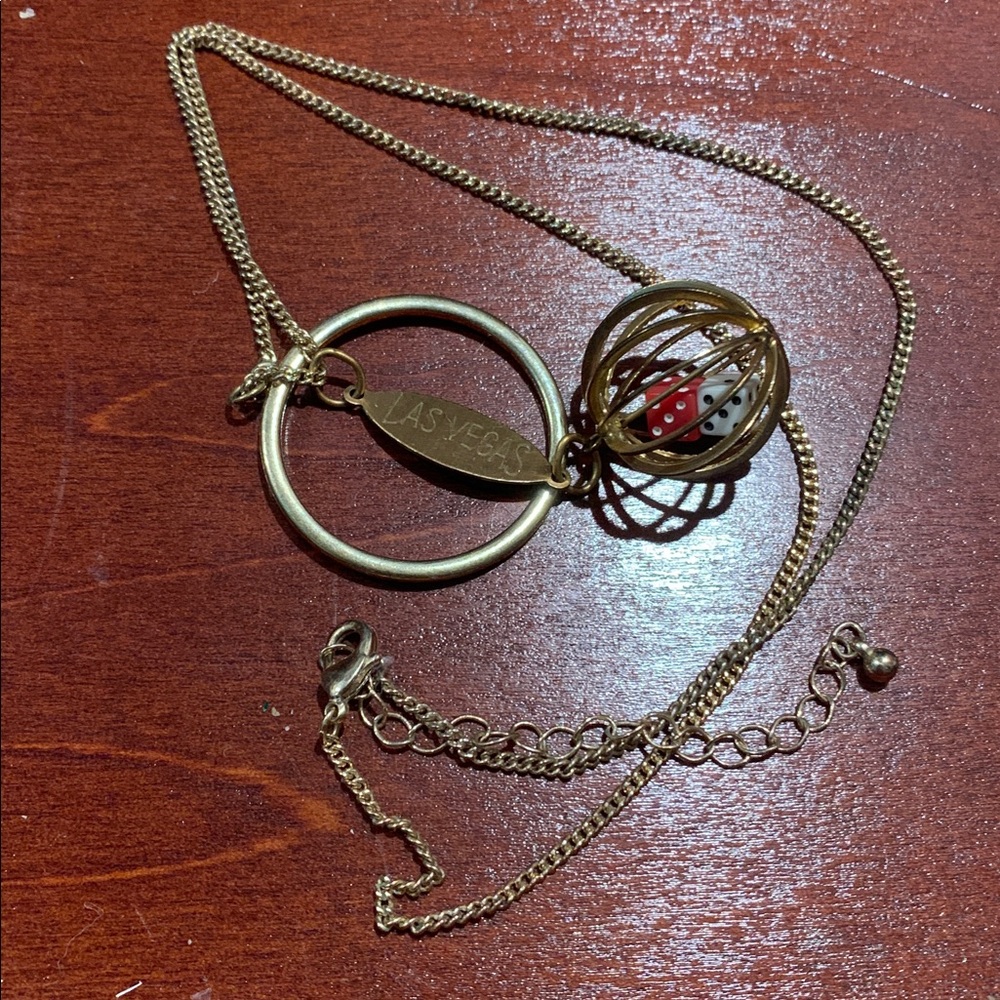 Vintage Las Vegas pendant and dice on 20” gold tone chain necklace w 3” extender